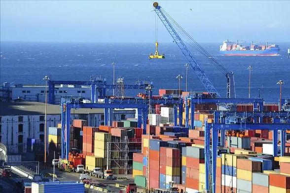 美国对华贸易下降40%,或将引发中国"经济危机"?没有退路可言